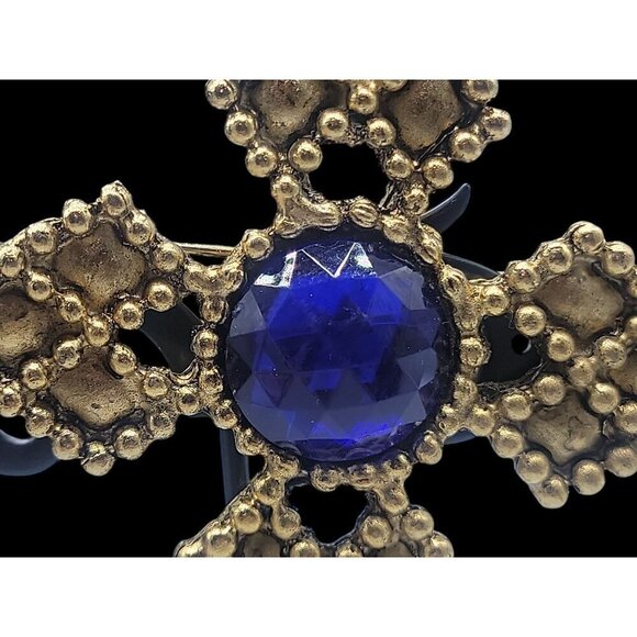 Four Point Dotted Cross Brooch Blue Fauceted Large Rhinestones Gold Tone - Picture 4 of 13